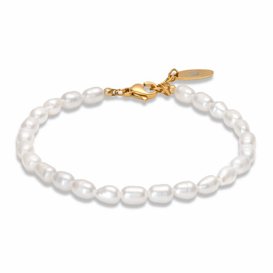 Freshwater Pearl Bracelet on white background